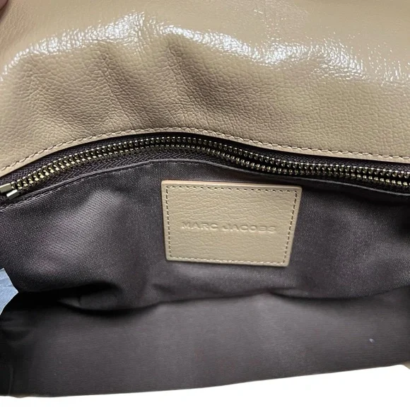 Marc Jacobs Tan Leather Quilted Handbag - Picture 9 of 13